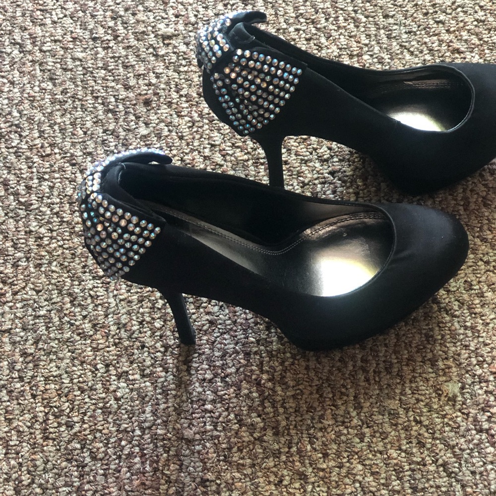 Bakers Black Pumps// Size 10